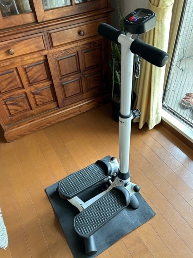 ハンドル付きステッパー FA4016 (くろ) 国立のフィットネス