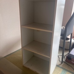 収納棚