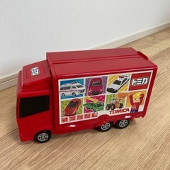トミカ
