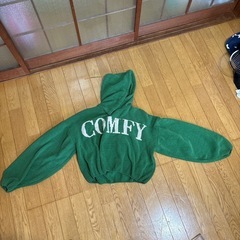 レディースパーカーの画像