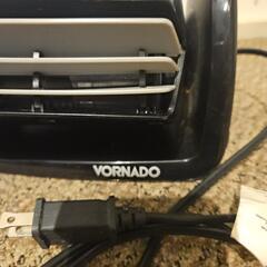 US. 卓上扇風機 扇風機の画像