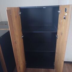 オフィスコム 法人様向け ペスパ2.0 木製キャビネット 2段 古木調扉 鍵付 ロータイプの画像
