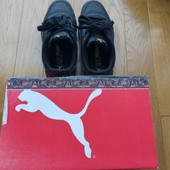 中古品、puma女性用スニーカー黒23cm