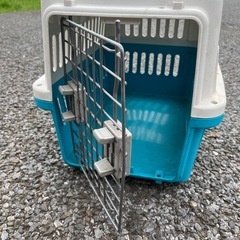 ペット　キャリーケースの画像