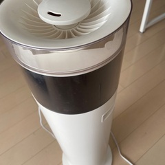 超音波式加湿器 タワー型の画像