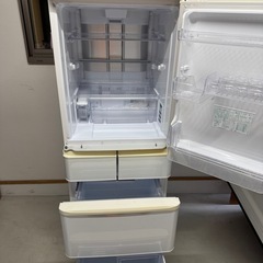 引き渡し決定　
SHARP  384L 両開きドアの画像