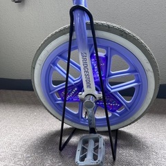
ブリヂストン 一輪車  子供用 16インチ ラベンダー スタンド付きの画像