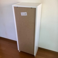 ★IKEA しっかり本棚（白3段）「美品」の画像