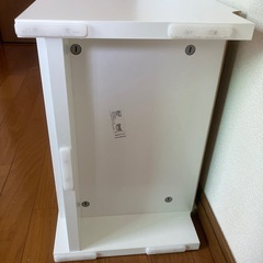 ★IKEA しっかり本棚（白3段）「美品」の画像