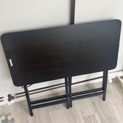 コンセント付き折りたたみデスク