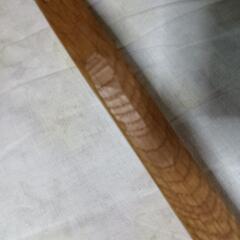 木製手彫りのスプーン掛けの画像