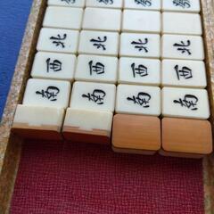 麻雀牌セット（箱破損）の画像