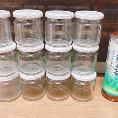 空き瓶16個
