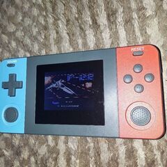 Switchではありません(笑)GAMEBOYでもありません(笑)スイッチみたいなゲーム機&ゲームファンカラー❗２体セット価格❗の画像
