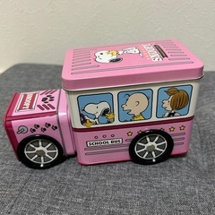 お菓子ケースお譲り先が決まりました。