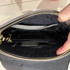 ショルダーバッグの画像
