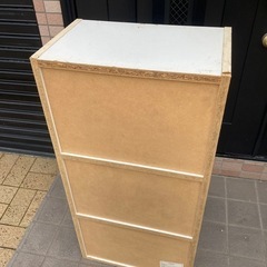無料 ご自由にお持ち帰り 0円 カラーボックス カラーBOX 棚 収納 倉庫 現場 ガレージの画像