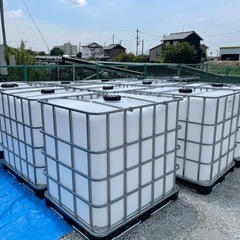 【美品洗浄済】1000L 貯水タンク IBCコンテナ 雨水災害備蓄 農業・工業用の画像