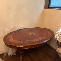 食卓テーブル