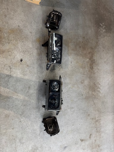 ランクル80 ヘッドライト