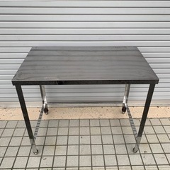 ④業務用ステンレス作業台　飲食店