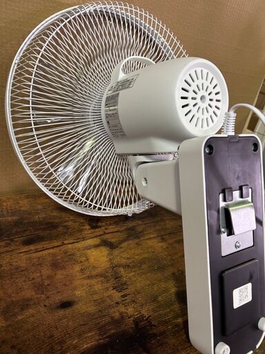 ☆【美品】壁掛け扇風機　GF-DW323FR 2023年製 2023年製】壁掛け扇風機GF-DW323FR （株）おおたけリモコン欠品