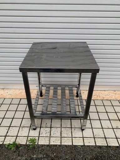 ⑥業務用ステンレス作業台幅　600mm 飲食店