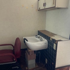 敷金礼金手数料無料　美容院居抜き　