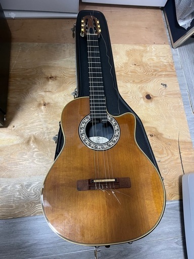 高い信頼 厚い信頼 ovation 1863 classic ハードケース付き ギター