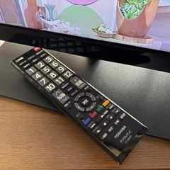 ●東芝 REGZA 32型液晶テレビ●2014年の画像