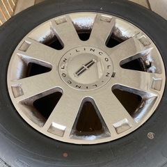 リンカーンナビゲーター　スタッドレス