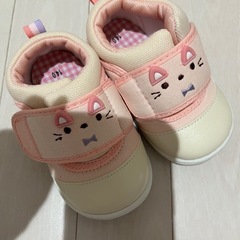 新品同様14センチ靴　ベビー　ネコ
