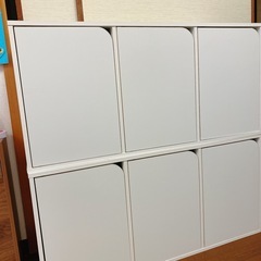 ニトリ　
扉付きカラーボックス　ホワイト　２つ