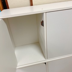 ニトリ　
扉付きカラーボックス　ホワイト　２つの画像