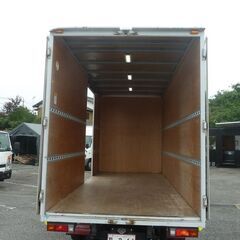 H.31(2019)年 三菱ふそう キャンター 3.0 ロング 全低床 ディーゼル 1.95tロングバンAT ホワイト  キーレス　ETC　バックカメラ　ASR　サイドドア　ラッシング2段　エアコン　集中ドアロック　ABS　エアバック　車間距離レーダー　電動格納ミラー　ワンセグTV　ナビ　検R8/7　17255の画像