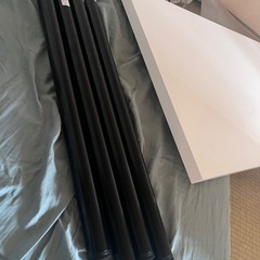 【取りに来ていただければ無料】IKEA ワークデスク　白の画像