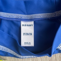 80〜90ラッシュガードと110スイムパンツの画像