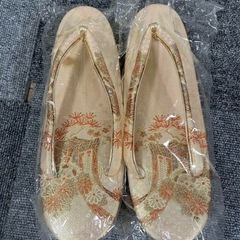 草履とバックの画像