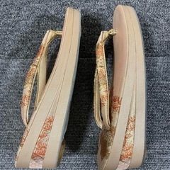 草履とバックの画像