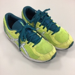 【お子様も一緒に来店いただける方限定】asicsシューズ　22.5cm