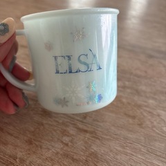 エルサプラスチックコップの画像