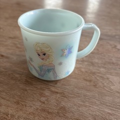 エルサプラスチックコップの画像