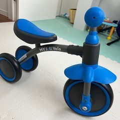 室内足蹴りサイクル、バランスバイク 乗用 足蹴りの画像