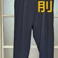 👩AIRismストレッチクロップドパンツ(UNIQLO)/Lサイ...