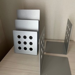 【廃盤品】トヨダプロダクツ パンフレットスタンドとブックエンド