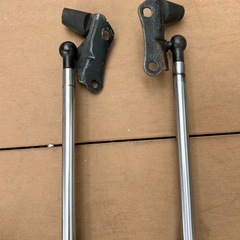 ハイエース　リアゲート　ダンパー　バックドアの画像