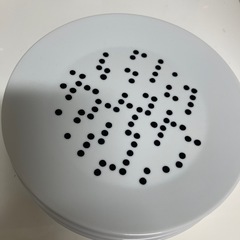 IKEA 白い皿 4枚セット 黒い点模様の画像