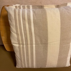クッション 2枚の画像