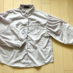 シャツ　150　ジェシーローガン