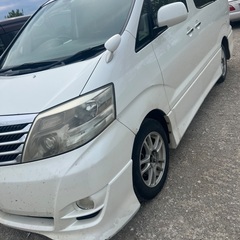 Toyota Alphard の画像